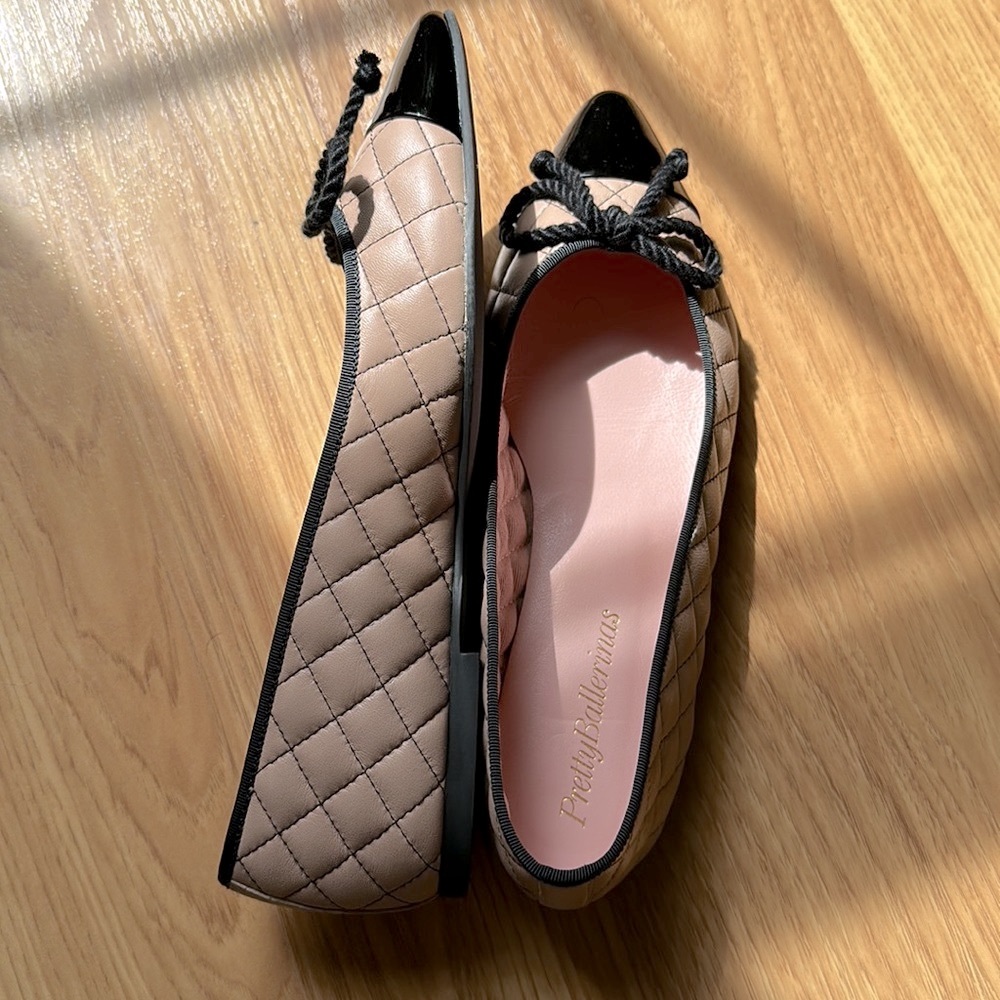 NBW pretty ballerinas cap toe flats